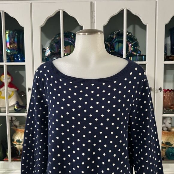 Chaps Mock-Layer Polka-Dot Top Size Large Navy and White - Picture 5 of 11